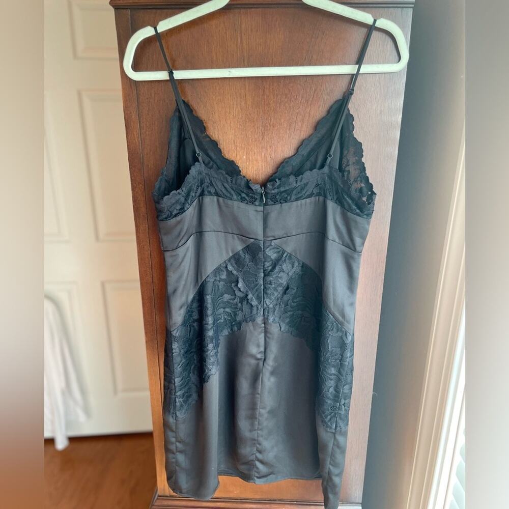✨GUESS✨ Lace Slip Mini Dress - Picture 3 of 12